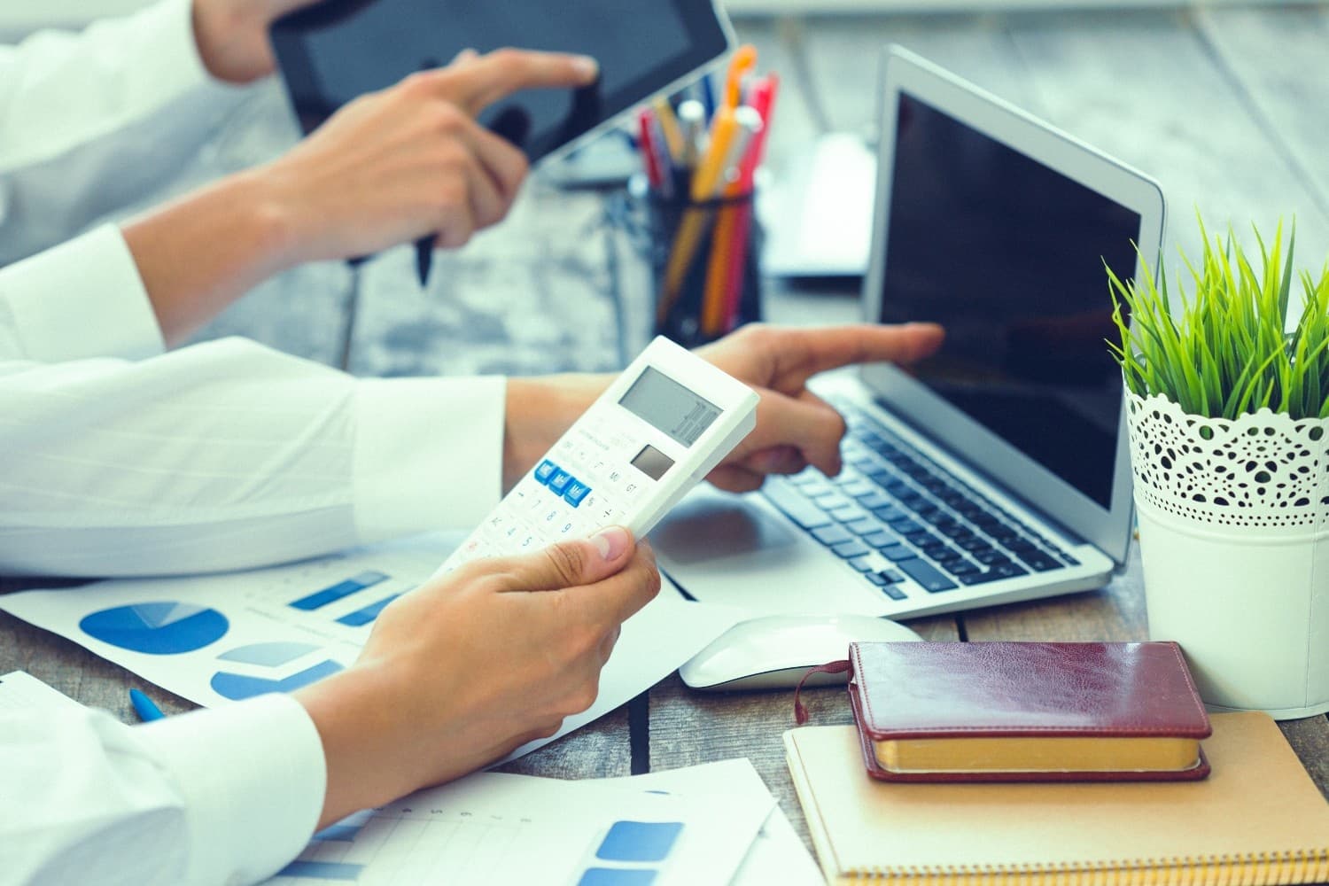 Trusted Payroll and Finance Outsourcing Solutions for UK & Global Firms